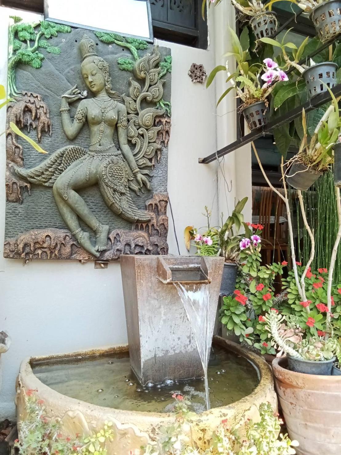 Vlodge House Τσιάνγκ Μάι Εξωτερικό φωτογραφία